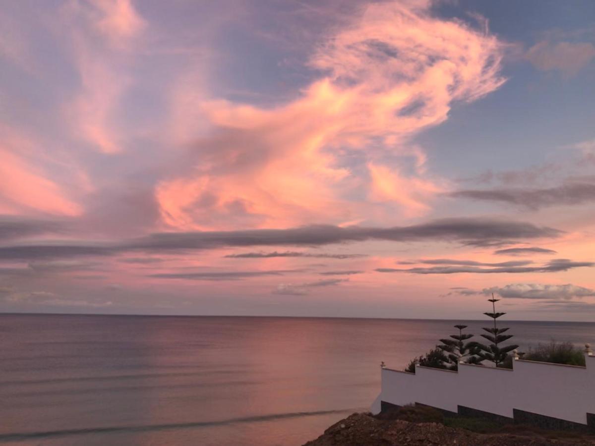 Fuerteventura Beach Vacations And Blue Mango Surf&Fitness Center At Charco Puerto del Rosario  Luaran gambar