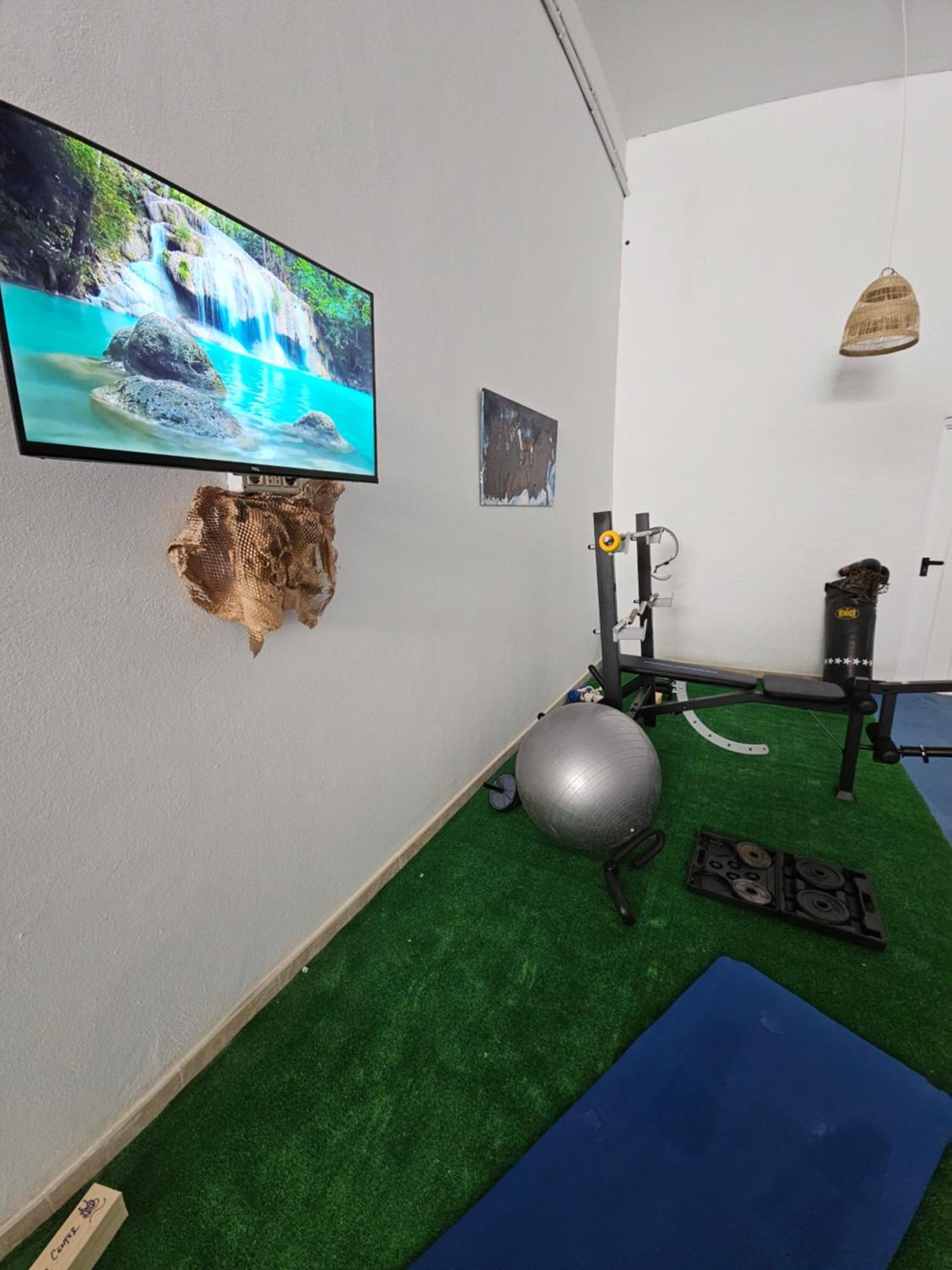 Fuerteventura Beach Vacations And Blue Mango Surf&Fitness Center At Charco Puerto del Rosario  Bilik gambar